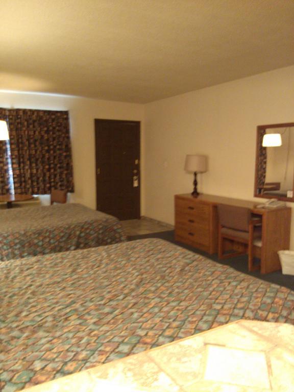 High Chaparral Inn Rocky Ford 外观 照片